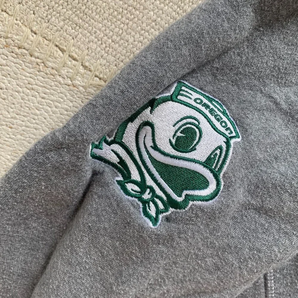 Nike Oregon Women's Zip-Up - Picture 2 of 6